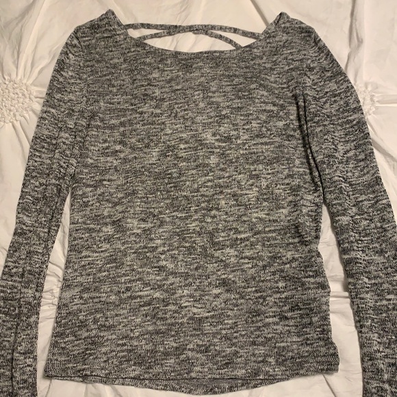 H&M Cross Back Long Sleeve - Picture 1 of 2